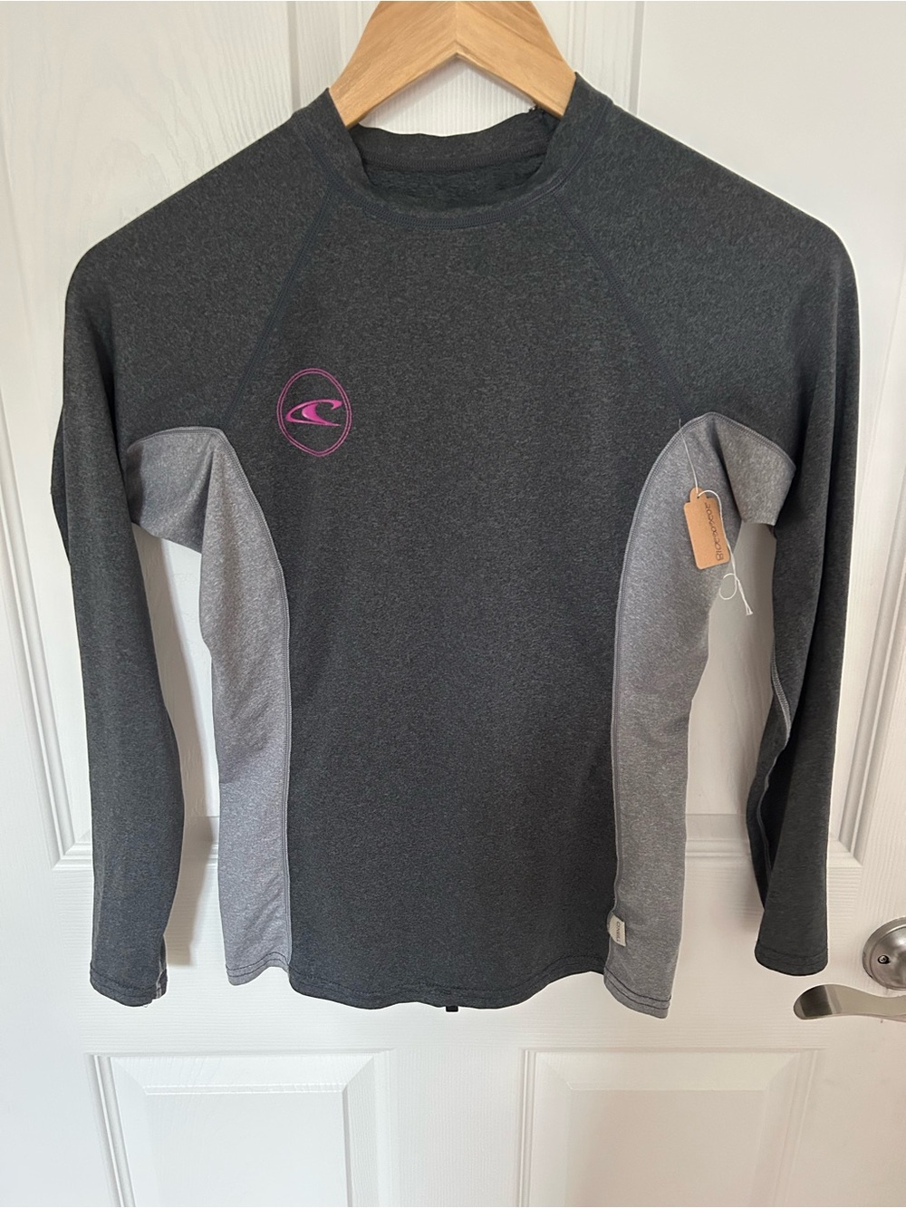 O'Neill Gray Performance Fit Rash Guard sz 12